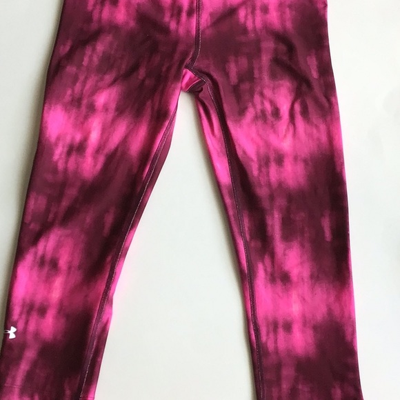 Under Armour Compression Crops - Picture 3 of 12